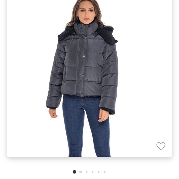 Sebby Collection Women's Puffer Jacket
Reversible Cozy Faux Fur Hood
Graphite - Picture 8 of 10